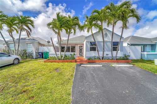 20750 Sw 103rd Ct, Cutler Bay, FL, 33189-3605 | Card Image