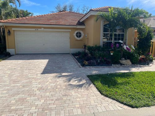4194 Imperial Isle Dr, Lake Worth, FL, 33449-8600 | Card Image