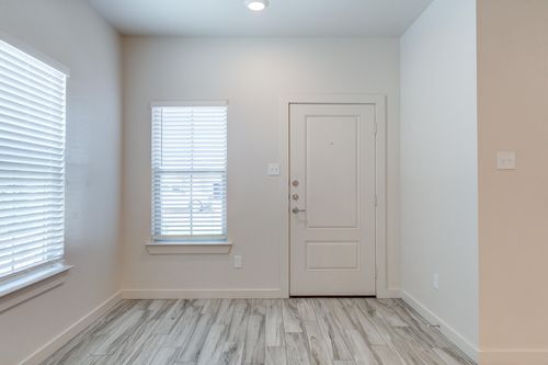 1113 N 7th St, Wolfforth, TX, 79382-2283 | Card Image