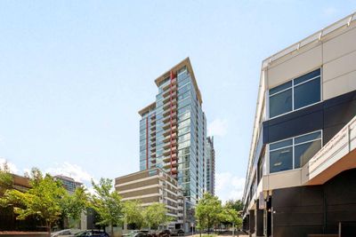 1601 - 135 13 Ave Sw, Condo with 2 bedrooms, 1 bathrooms and 1 parking in Calgary AB | Image 2