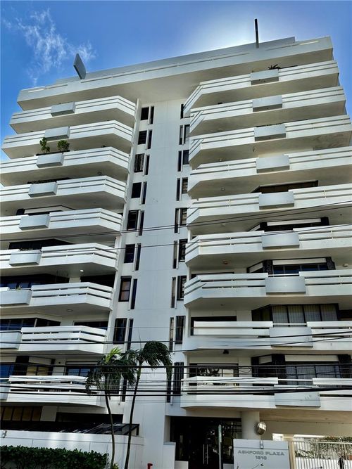 7e-1510 Ave Ashford, San Juan, PR, 00911 | Card Image