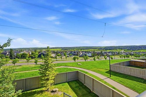 3 Evansview Gdns Nw, Calgary, AB, T3P0L2 | Card Image