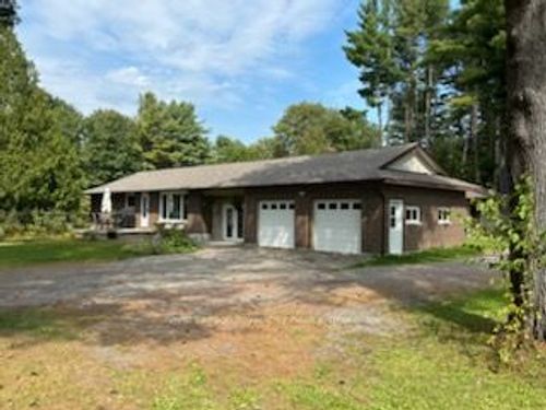 5 William St, Bracebridge, ON, P1L0A1 | Card Image