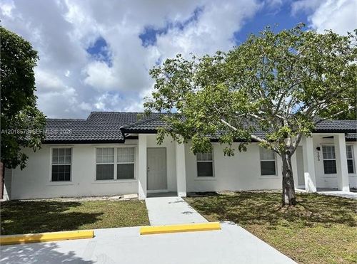 205-201-205 Nw 30th Ave, Pompano Beach, FL, 33069-2538 | Card Image