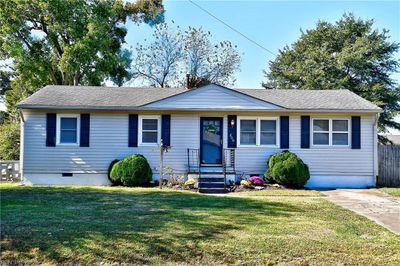 800 Clay Avenue, House other with 3 bedrooms, 1 bathrooms and null parking in Chesapeake VA | Image 1