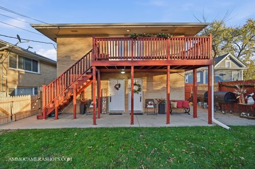 909 Bishop Ave, Aurora, IL, 60506-6083 | Card Image