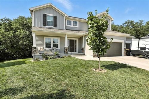 1042 14th St, Kearney, MO, 64060-8728 | Card Image