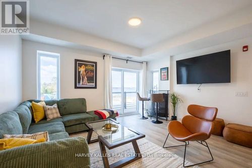 205-19B West Street, Kawartha Lakes (Fenelon Falls), ON, K9V1C4 | Card Image