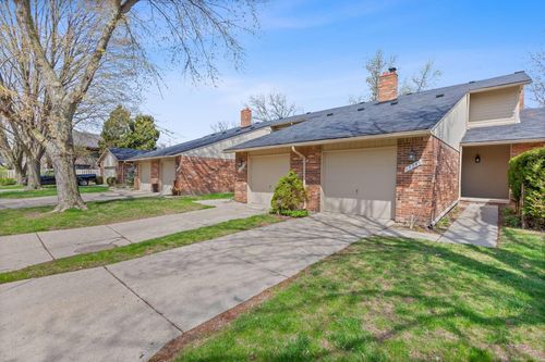 17769 Edloytom Way, Clinton Township, MI, 48038-6830 | Card Image
