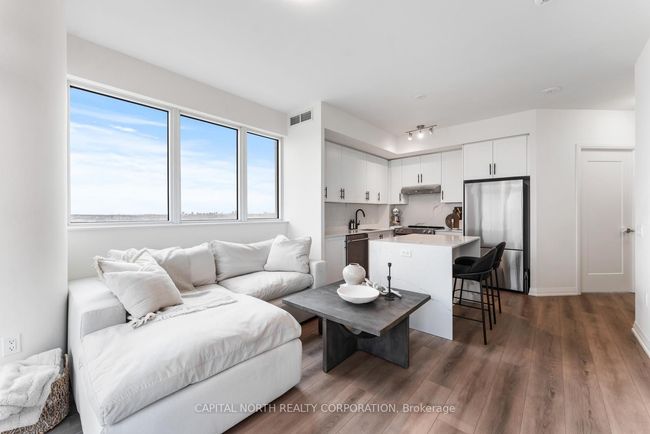 1011 - 9000 Jane St, Condo with 2 bedrooms, 2 bathrooms and 1 parking in Concord ON | Image 18