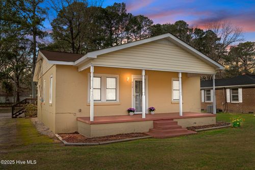 312 Greenwood Blvd, Princeville, NC, 27886-5316 | Card Image