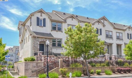 577 Montego Ter, Sunnyvale, CA, 94089-1594 | Card Image
