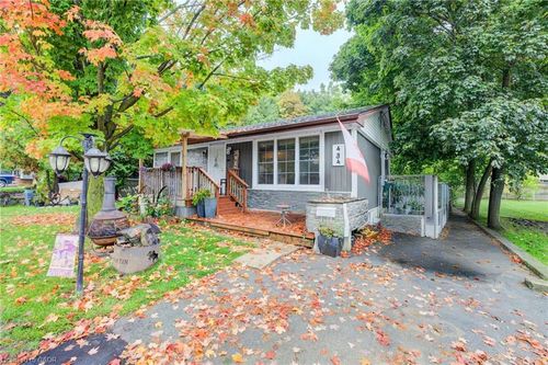 434 Hill St E, Fergus, ON, N1M1H7 | Card Image