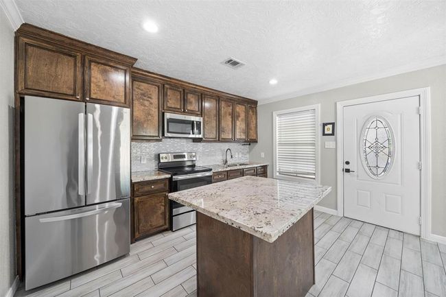 7941 Goode St, House other with 3 bedrooms, 2 bathrooms and null parking in Houston TX | Image 22