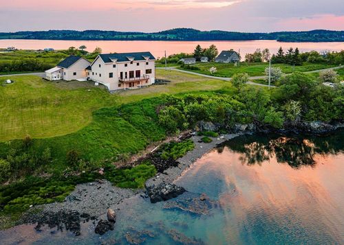 55 Diamond Point Road, Lubec, ME, 04652 | Card Image