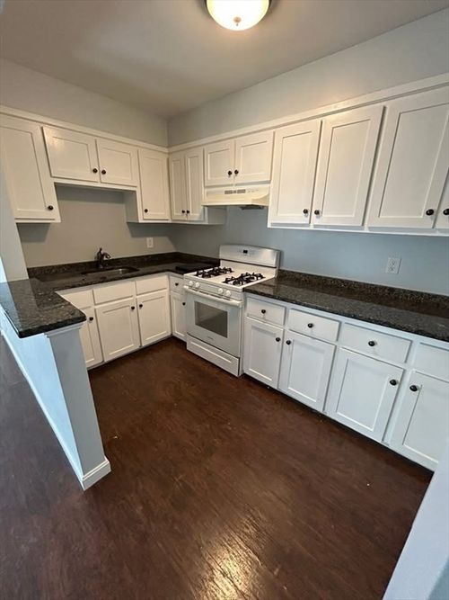 4-226 East Main Street, Fall River, MA, 02724 | Card Image