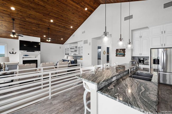 1447 Tamarack Dr, House other with 6 bedrooms, 9 bathrooms and null parking in Canyon Lake TX | Image 12