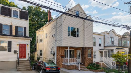 393 Fairmount Ave, Jersey City, NJ, 07306-5908 | Card Image