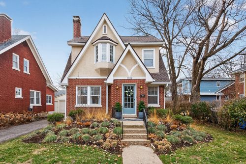 1204 Slashes Rd, Lexington, KY, 40502-1872 | Card Image