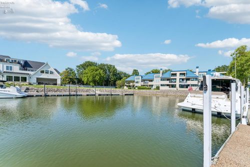 h-4448 Marin Hbr, Port Clinton, OH, 43452-3094 | Card Image