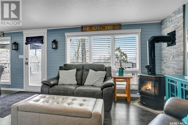 144 Lakeshore Dr, House other with 3 bedrooms, 1 bathrooms and null parking in Silton SK | Image 5