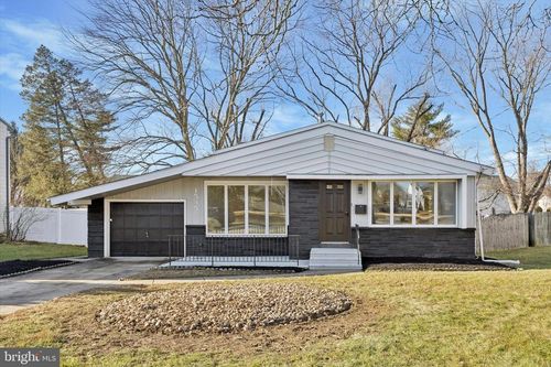 1535 Pleasant Dr, Cherry Hill, NJ, 08003-3129 | Card Image