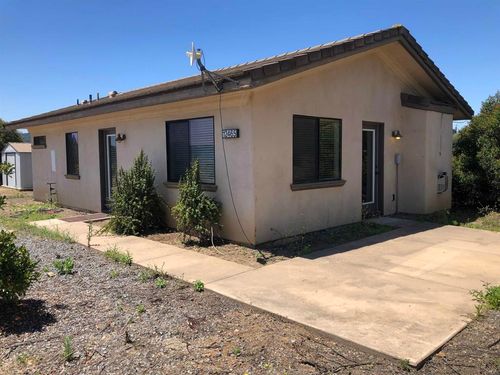 12465 Hillpoint Ct, Valley Center, CA, 92082-6436 | Card Image