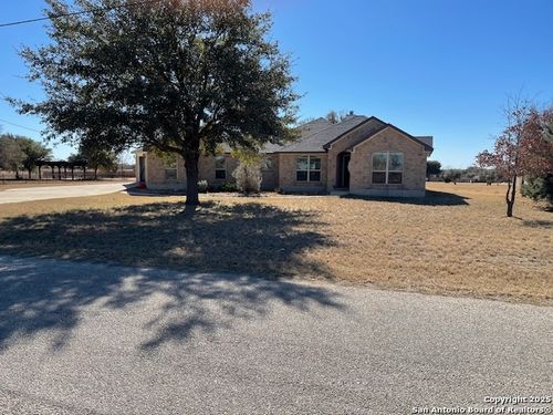 1928 County Road 6710, Lytle, TX, 78052-4571 | Card Image