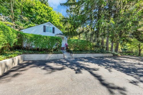 a-15 Cherry Lane, Oyster Bay, NY, 11545 | Card Image