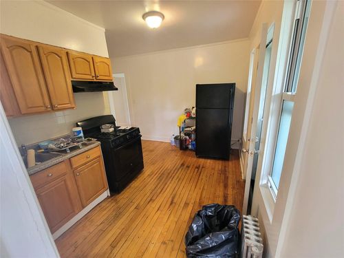 apt-2-142 N Columbus Ave, Mount Vernon, NY, 10553-1140 | Card Image