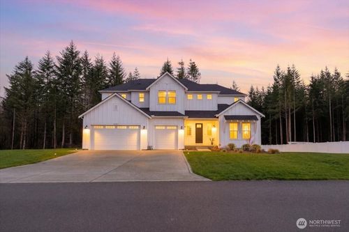 10229 135th Ave Ne, Lake Stevens, WA, 98258-2108 | Card Image