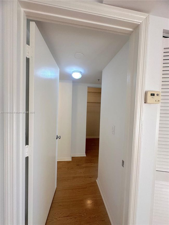 APT-302 - 2731 Ocean Club Blvd, Condo with 2 bedrooms, 2 bathrooms and null parking in Hollywood FL | Image 14