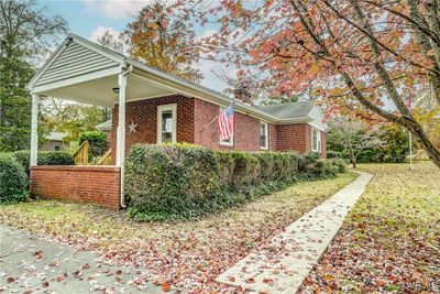 All one level living in this brick rancher | Image 2