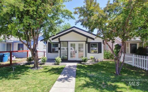 1708 1st St S, Nampa, ID, 83651-4336 | Card Image