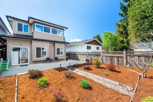 5725 Rumble Street, Home with 5 bedrooms, 3 bathrooms and 2 parking in Burnaby BC | Image 4