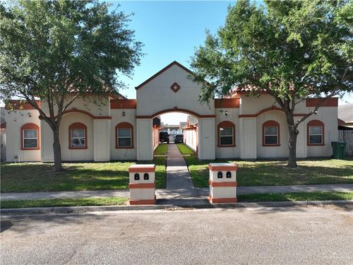 1807 W Bronze St, Pharr, TX, 78577-2584 | Card Image