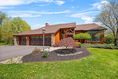 2 Boyce Rd, Pine Bush, NY, 12566-6856 | Card Image