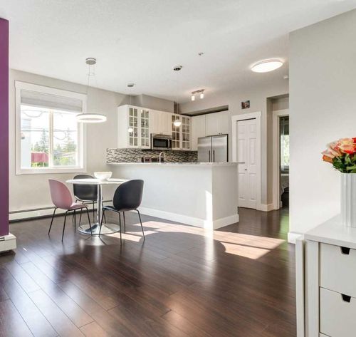 201-3501 15 St Sw, Calgary, AB, T2T4A4 | Card Image