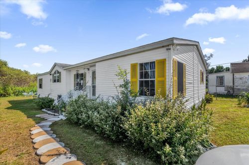2432 6th St Ne, Winter Haven, FL, 33881-1630 | Card Image