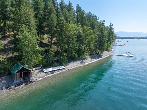 2130 Houston Dr, Whitefish, MT, 59937-3315 | Card Image