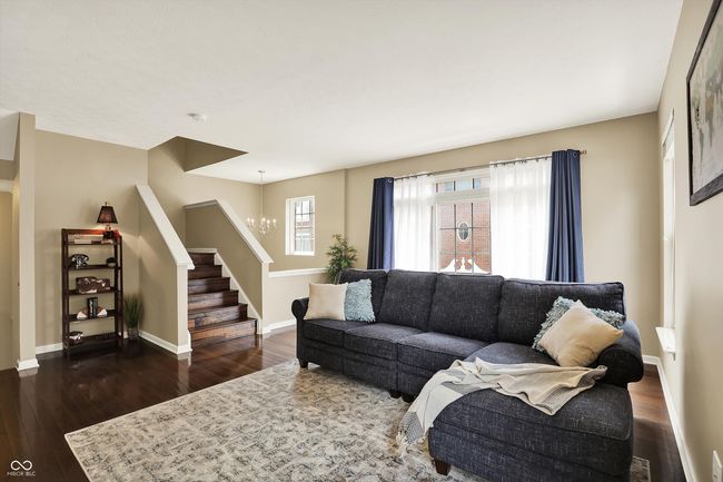 73 11 Th St Nw, Condo with 3 bedrooms, 3 bathrooms and null parking in Carmel IN | Image 11