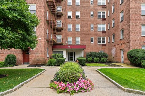 7c-609 Palmer Rd, Yonkers, NY, 10701-5157 | Card Image