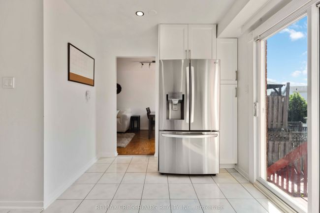 80 Wright Cres, House attached with 3 bedrooms, 2 bathrooms and 1 parking in Ajax ON | Image 17