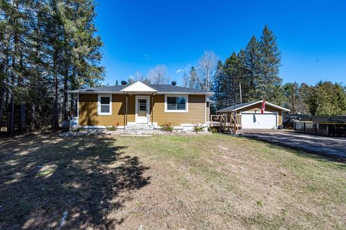 32926 Highway 17 Highway E, Deep River, ON, K0J1P0 | Card Image