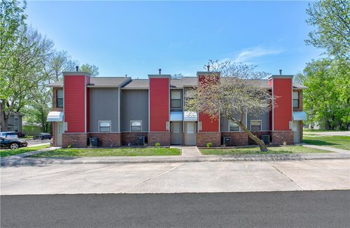 d-460 N Garrett Street, Siloam Springs, AR, 72761 | Card Image