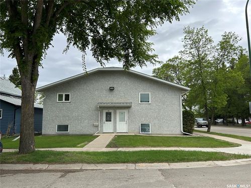 202-739 10th St, Humboldt, SK, S0K2A0 | Card Image
