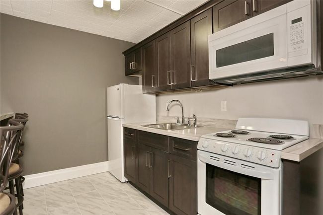 APT-22 - 30 Route 9 W, Condo with 1 bedrooms, 1 bathrooms and 1 parking in Congers NY | Image 5