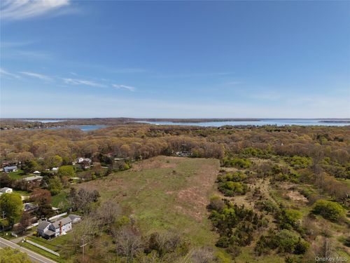 420 Leon Rd, Southold, NY, 11971-2659 | Card Image