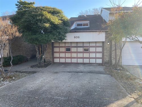 606 Old Country Rd, Duncanville, TX, 75137-2032 | Card Image