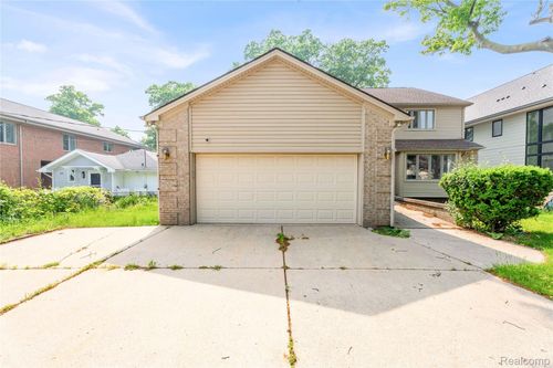 1870 Cass Lake Front Rd, Keego Harbor, MI, 48320-1062 | Card Image